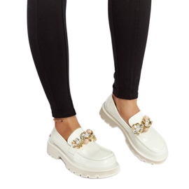 Beiget kiiltonahkaiset mokasiinit Goe NN2N4202