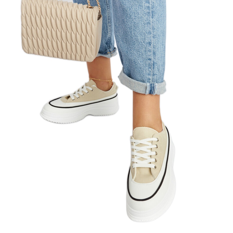 Beiget lenkkarit Plesio-alustalla