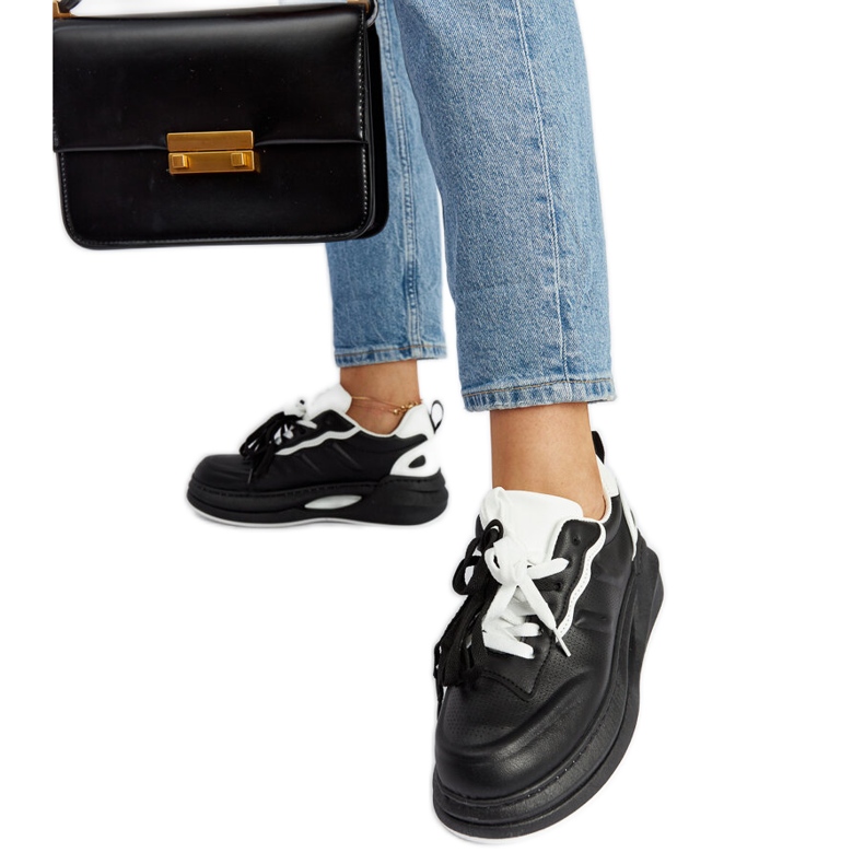 Mustavalkoiset Galdino-lenkkarit