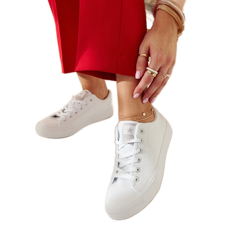 Kivenvalkoiset kankaiset tennarit valkoinen