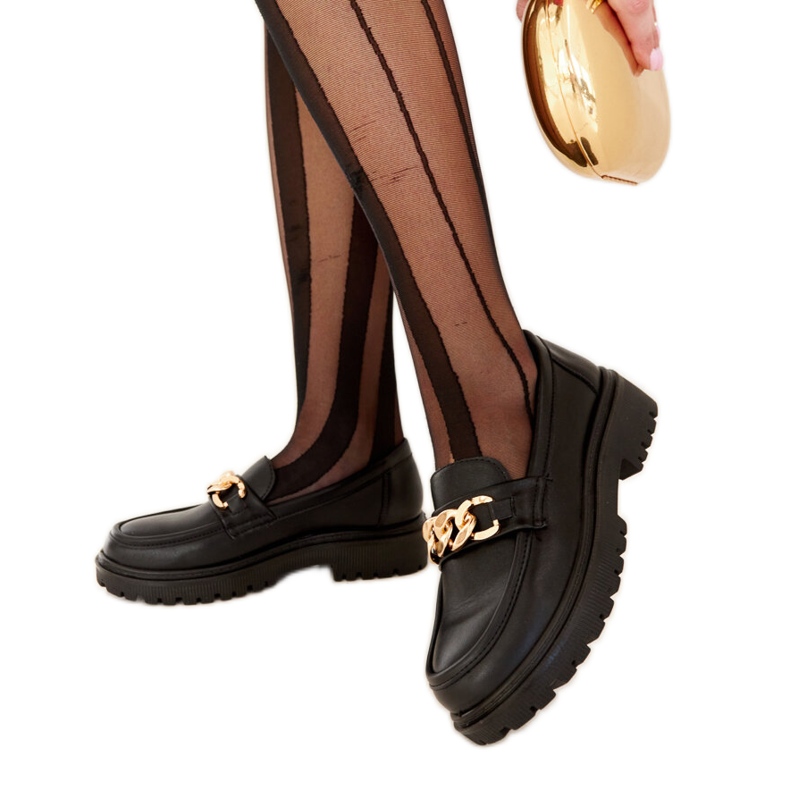 Mustat loaferit Elenorilla