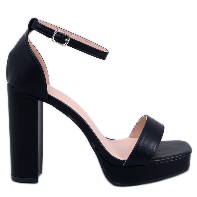 Tayga Black alustasandaalit musta