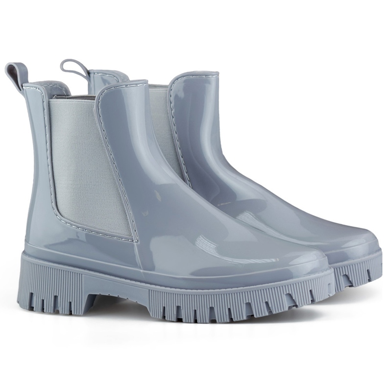 Harmaat naisten Wellington-saappaat, joissa paksu pohja