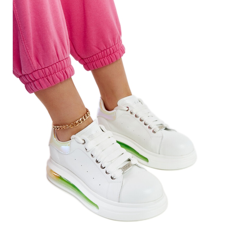 Valkoiset lenkkarit GOE NN2N4029 alustalla valkoinen