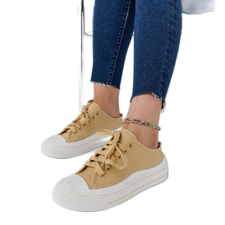 Beiget Fiori alustan lenkkarit