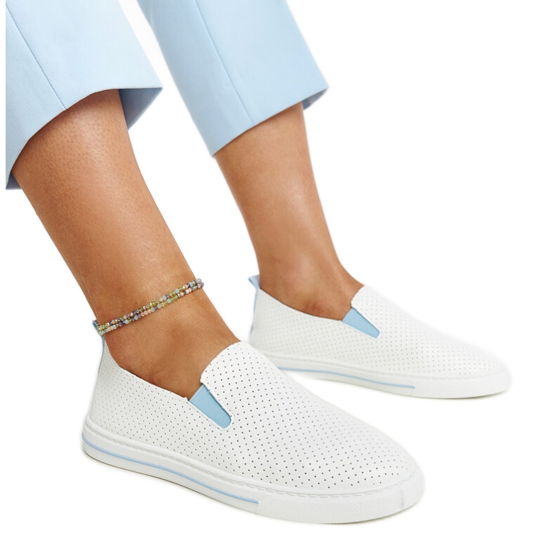 Valkoiset Sanan kengät valkoinen