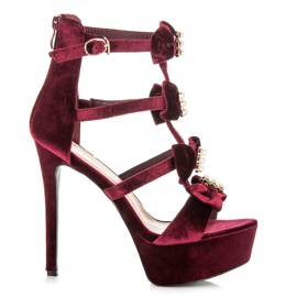 Vices Sandaalit alustalla punainen