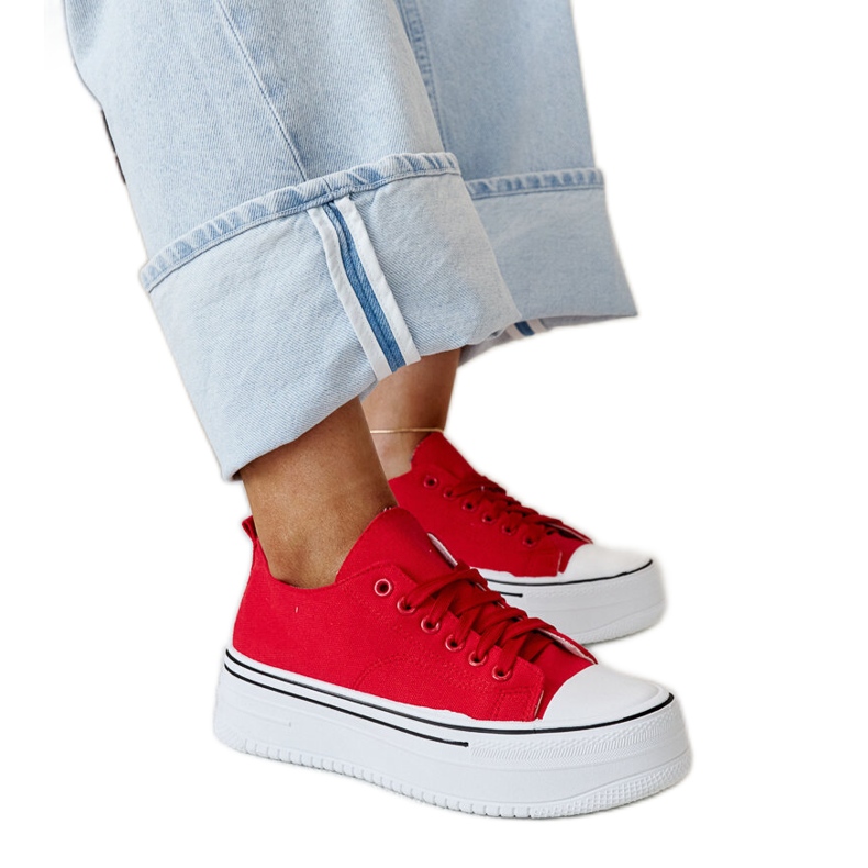 Bahiran punaiset lenkkarit paksulla pohjalla punainen