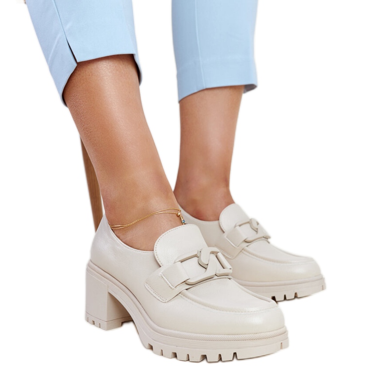 Vincezan beige-kengät, joissa on nahkainen sisäosa