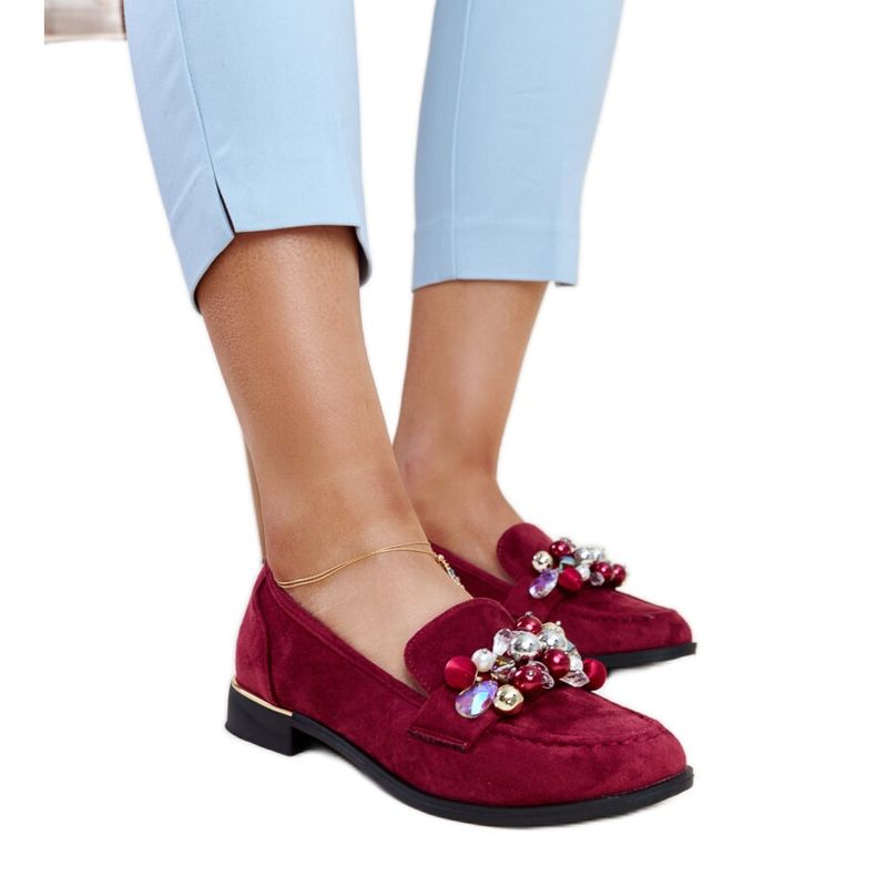 Burgundiset mokasiinit Dahera-koristeilla punainen