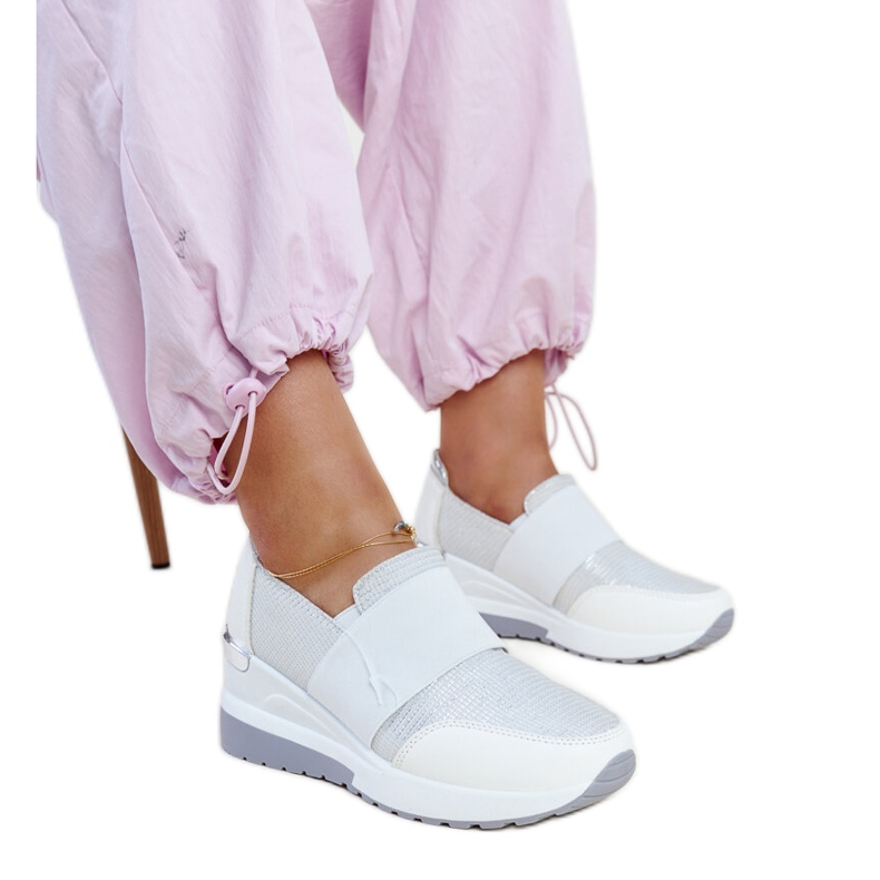 Valkoiset Kallay wedge -lenkkarit valkoinen