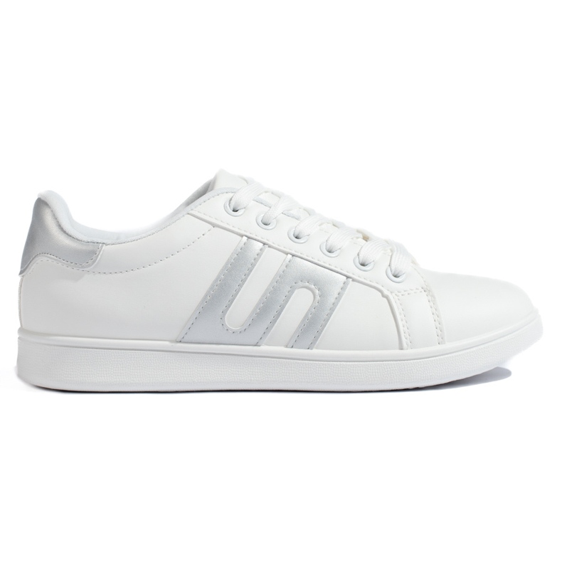 Naisten valkoiset ja hopeiset tennarit valkoinen