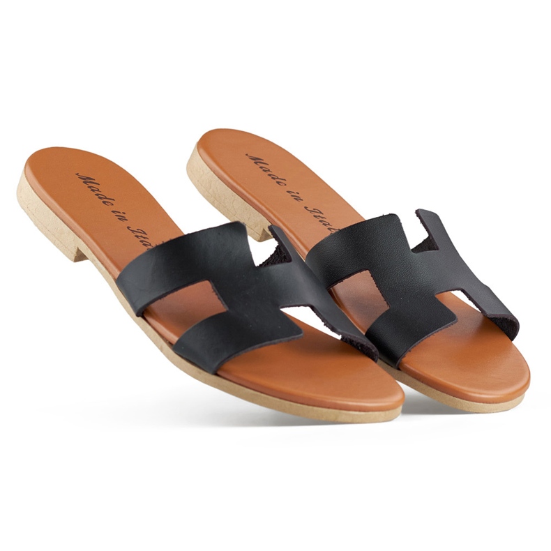 Mustat naisten tossut luonnonnahasta