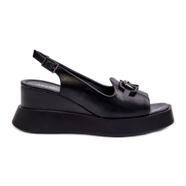 Jezzi Naisten sandaalit korotetulla alustalla ja kiilalla, musta Janesca