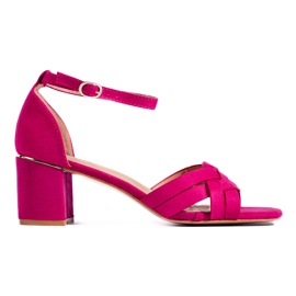 Mokanpunaiset korkeakorkoiset sandaalit vaaleanpunainen