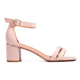 Mokanpunaiset korkokengät sandaalit vaaleanpunainen