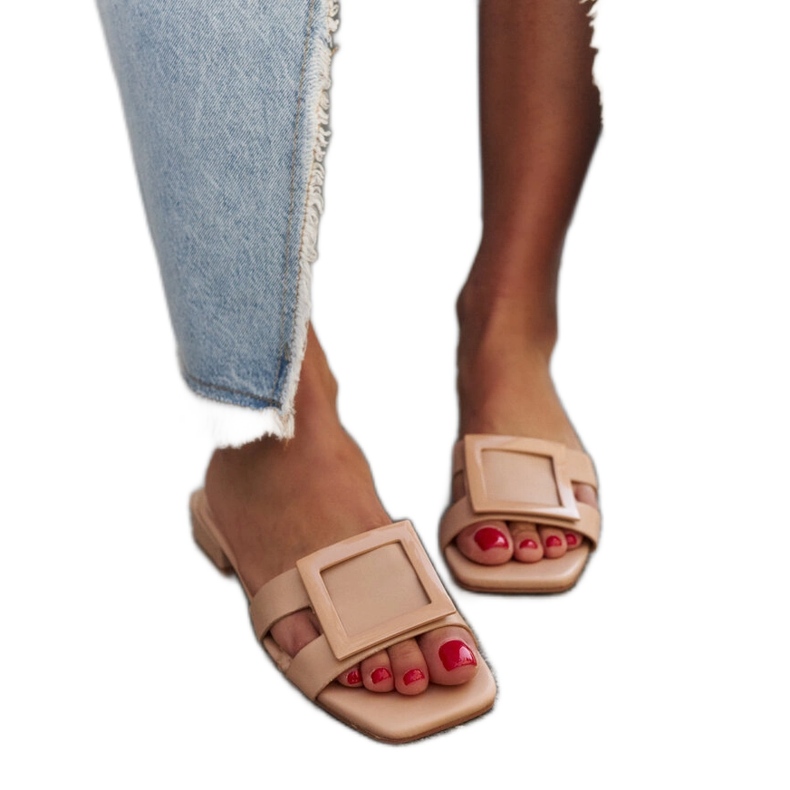 Wilian beigenväriset varvastossut, joissa nahkainen sisäosa