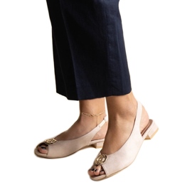 Beiget slip-on sandaalit matalakorkoisilla Teyla