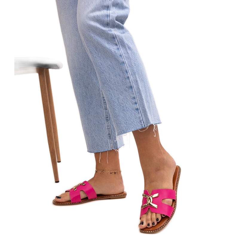 Tummanpunaiset liukusäätimet Razanna-soljella vaaleanpunainen