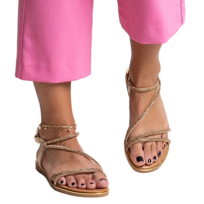 Kultaiset sandaalit koristeltu Caramella-zirkoneilla kultainen