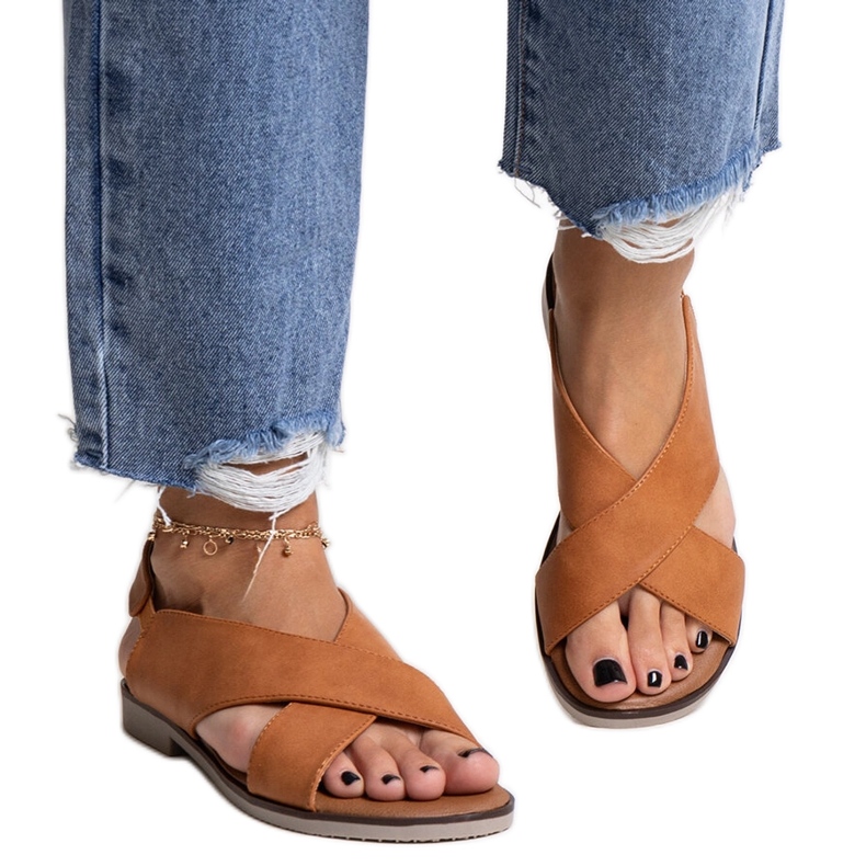 Duenna karamelliset litteät sandaalit ruskea