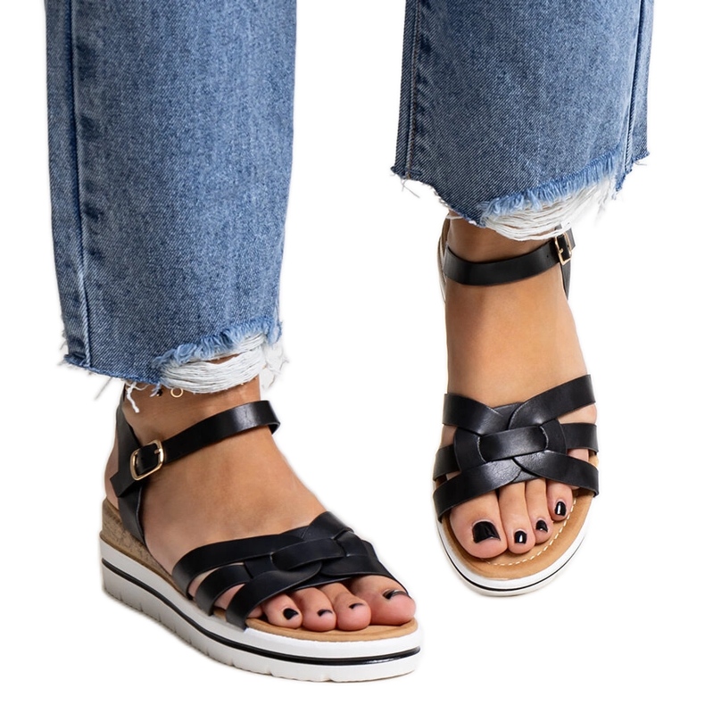 Hikma mustat matalakiila sandaalit