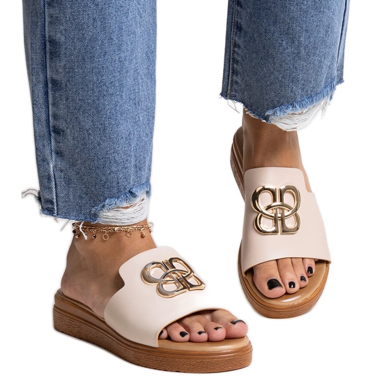 Beiget varvastossut koristeellisella Jinan-soljella