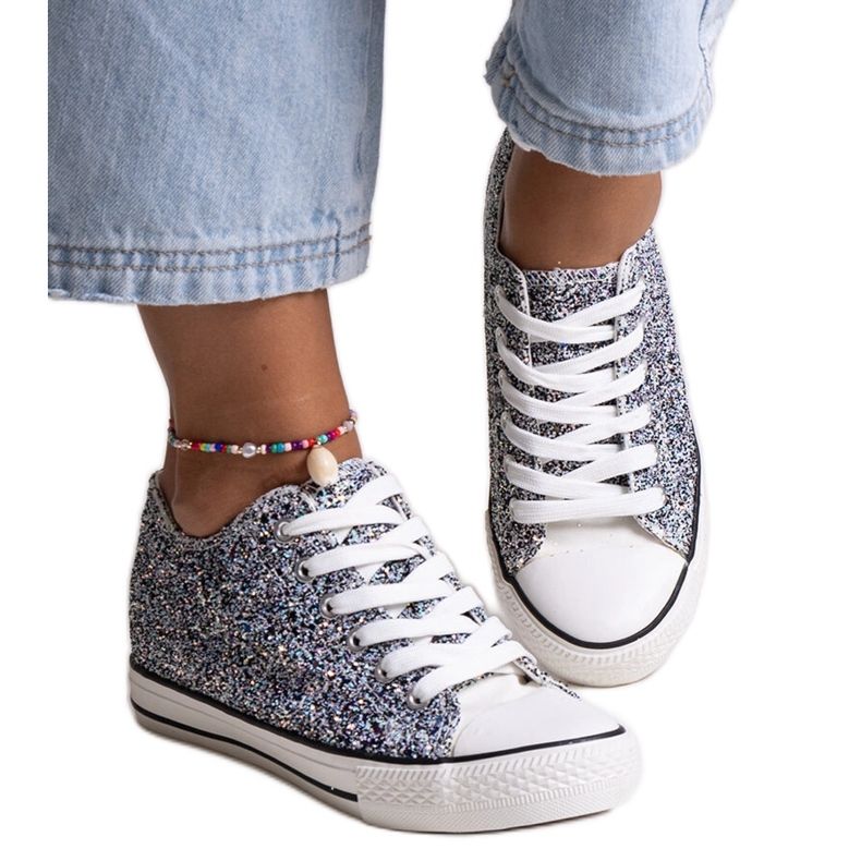 Mustat kiiltävät Jadwa-korkeat lenkkarit