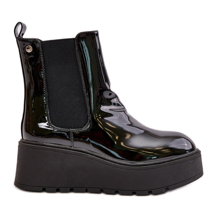 Patentoidut naisten saappaat alustalla ja kiilaeristeellä musta Wloedia
