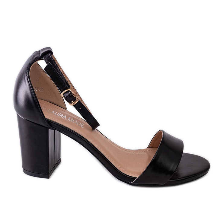 Asghan mustat korkeakorkoiset sandaalit