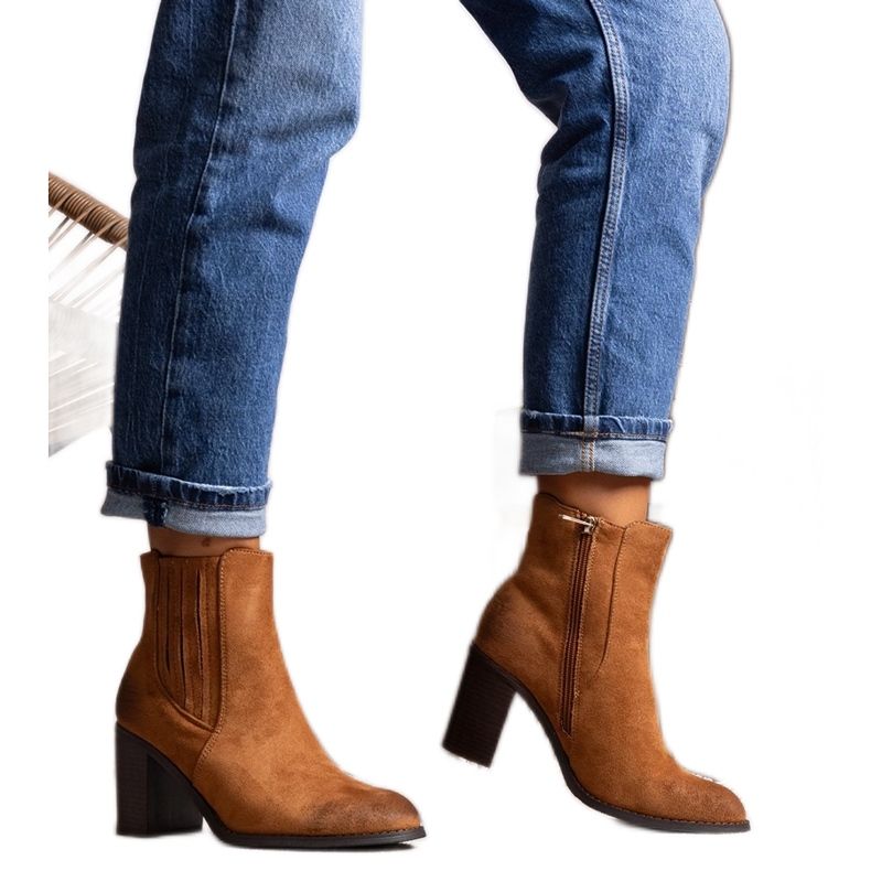 Ruskeat Fikriya korkeakorkoiset nilkkurit