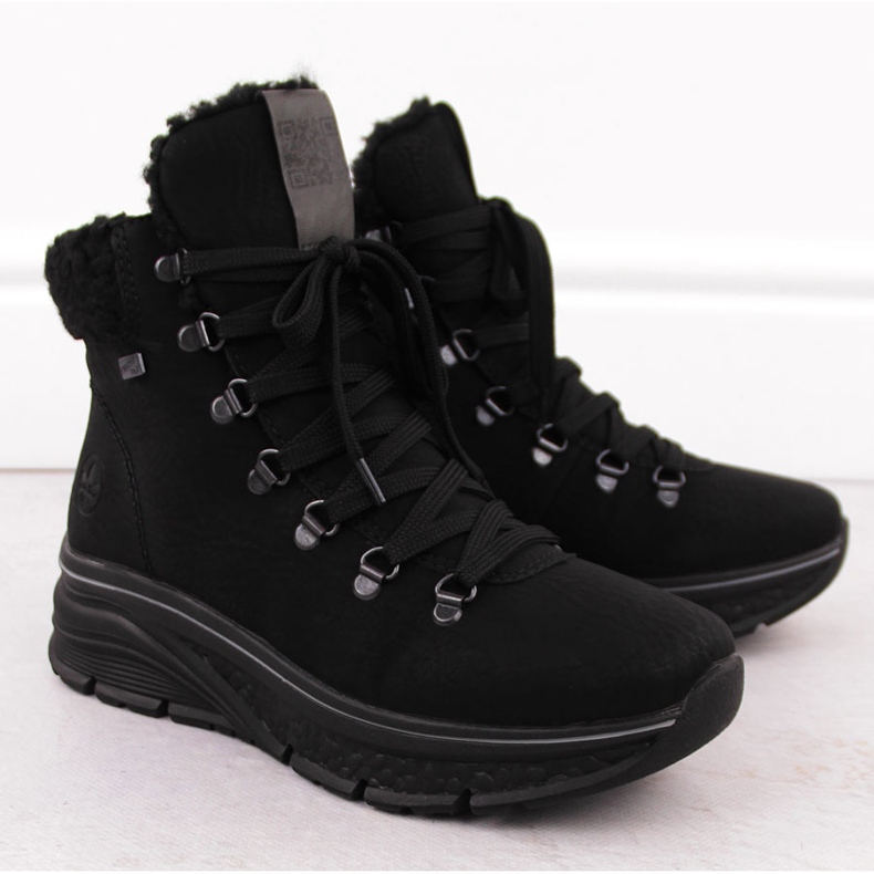 Vedenpitävät eristetyt naisten saappaat, musta Rieker 48034-00