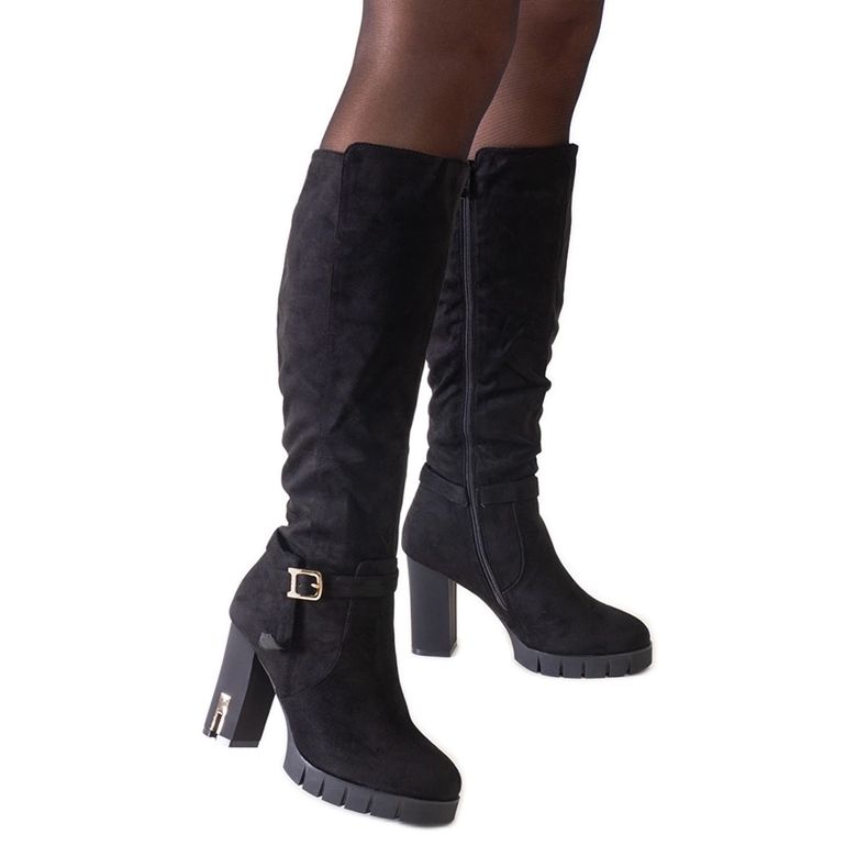 Alran mustat eristetty korkeakorkoiset saappaat