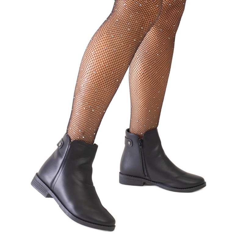 Mustat klassiset nilkkurit Pereia eko-nahasta