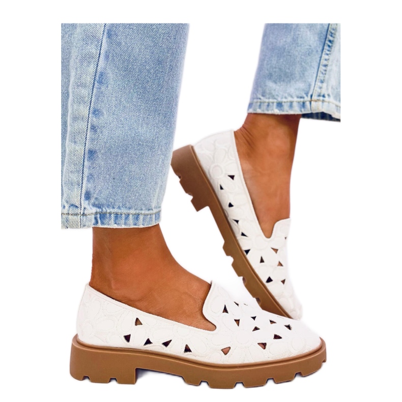 Valkoiset harjakattoiset mokasiinit valkoinen