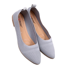 Harmaa kudotut balettitassut