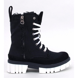 Vaugh Black canvas -nilkkurit suojalla - Inello musta