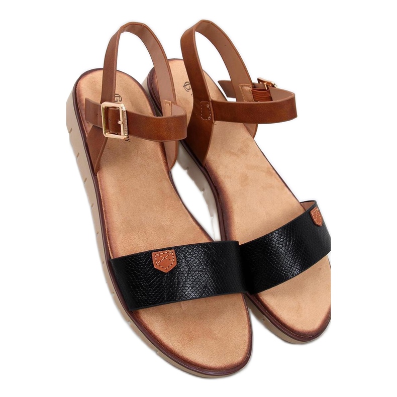 Naisten mustat sandaalit