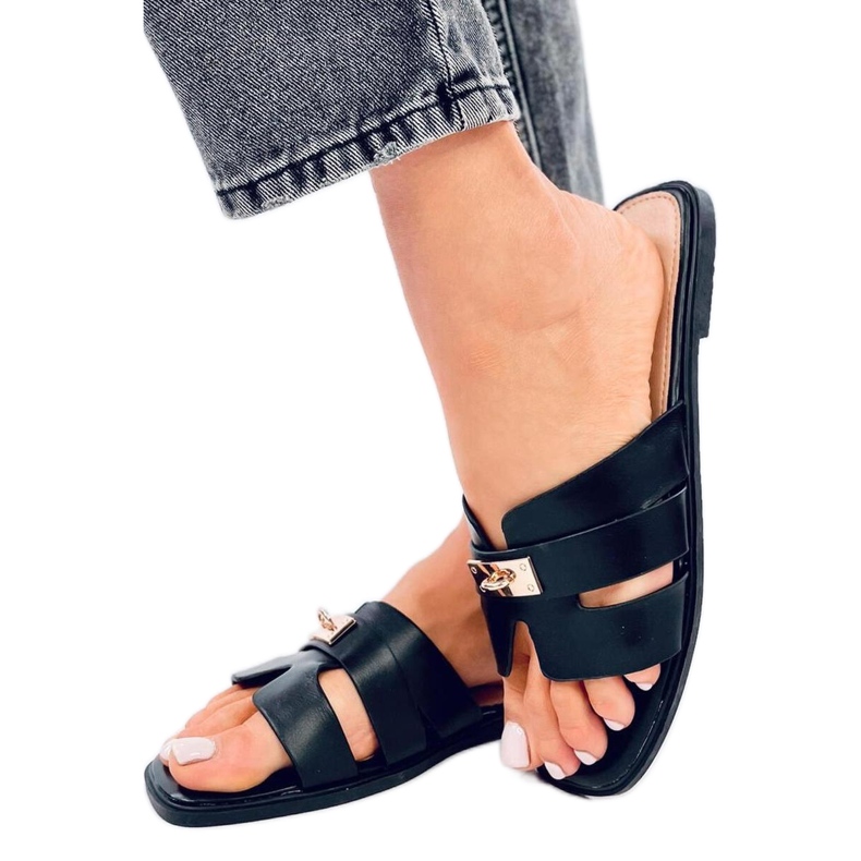 Daudi Black naisten varvastosandaalit - Inello musta