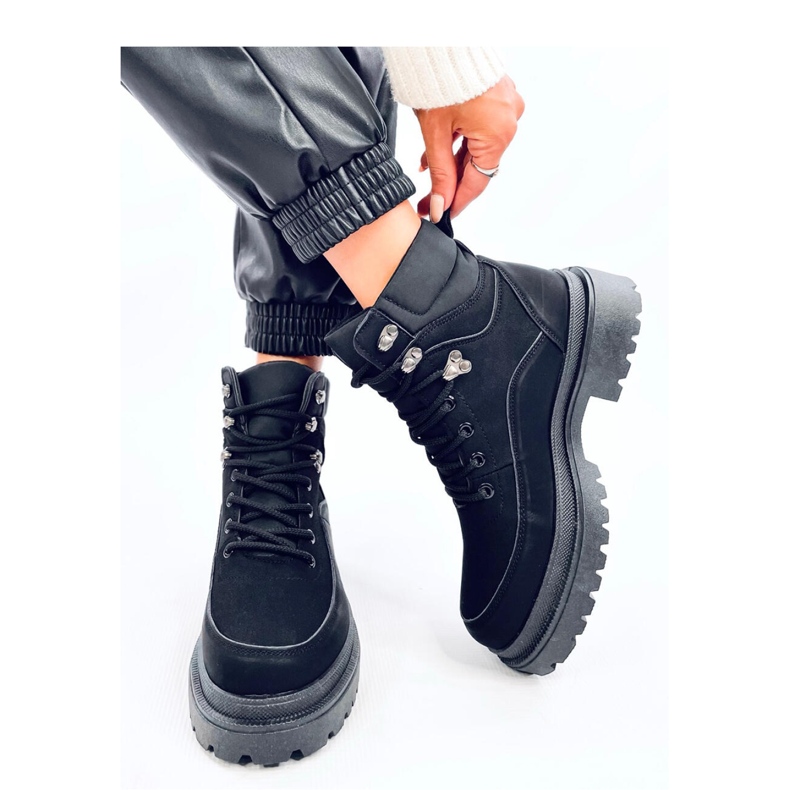 Mathen Mustat trapper-saappaat - Inello