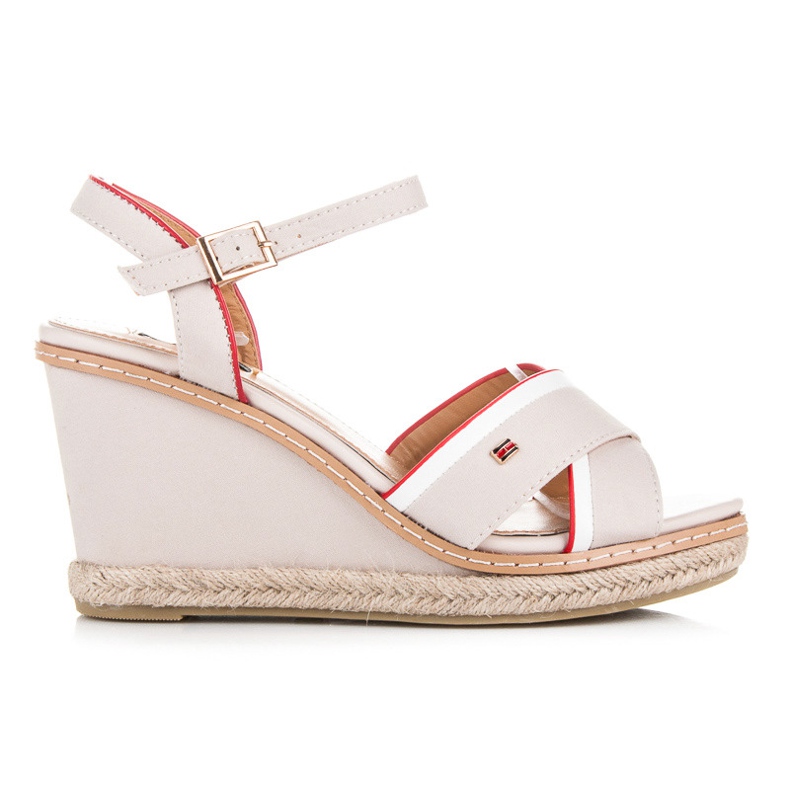 Vices Naisten sandaalit korkokengissä ruskea