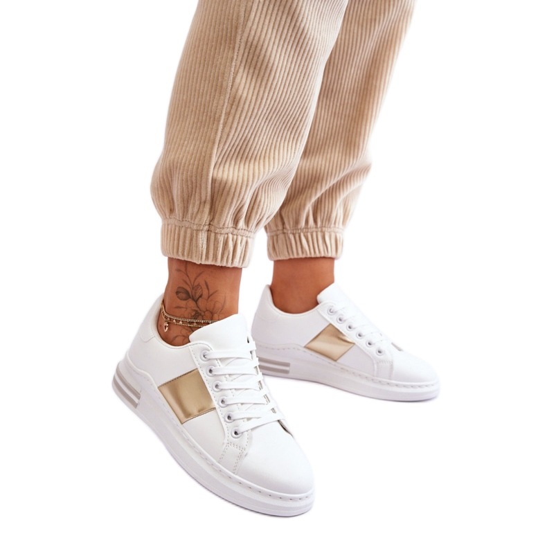 Step in style Urheilukengät Malli Follow Me 2256 White/Gold - Astu tyylillä valkoinen