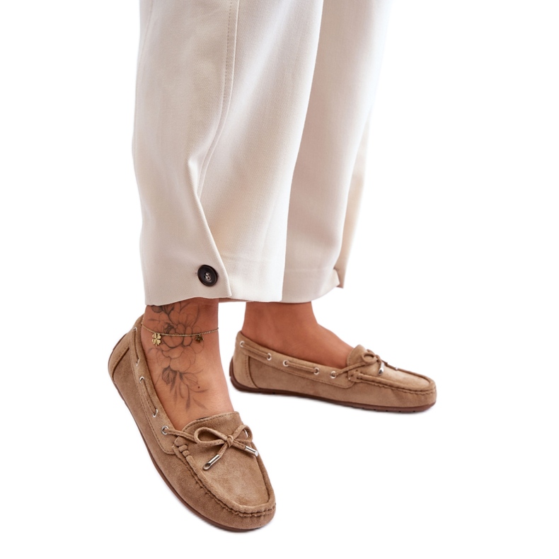 Ruskeat naisten mokasiinit rusetilla