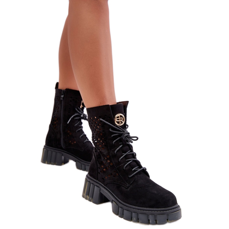 Mustat naisten harjakattoiset nilkkurit