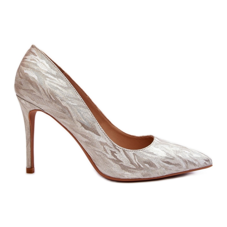 Kultaiset korkokengät keltainen