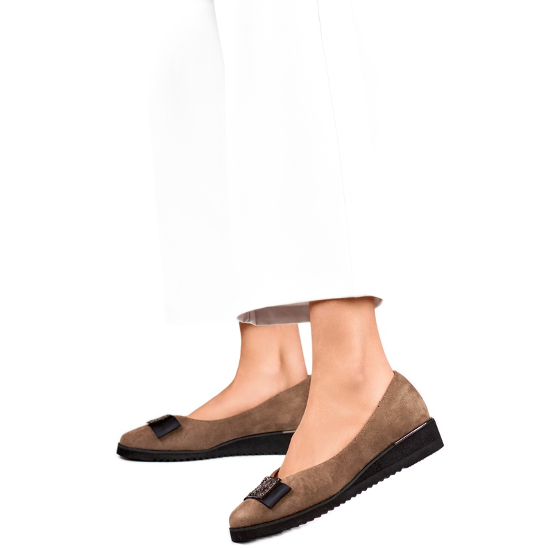 Naisten pumput jousella GD-FL766T Taupe ruskea