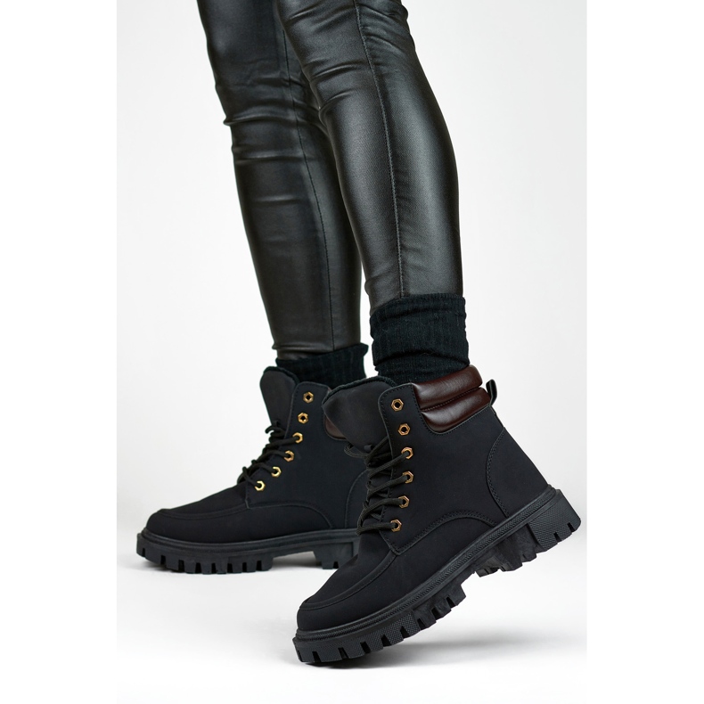 Trappers Malli OH-22B Musta - PRIMO