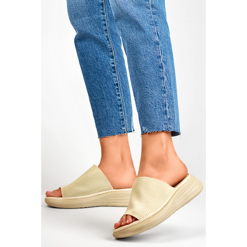 Sandaalivarvastossut Malli G3188-7BE Beige - PRIMO