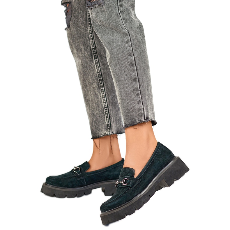 Naisten kengät koristeella 24-7888B musta