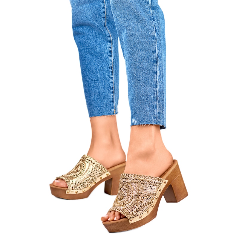 Naisten korkeakorkoiset varvastossut C388GO, kultaa keltainen